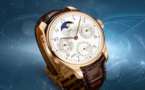 萬國手表售后服務電話是多少（關于萬國手表免受水損的方法）