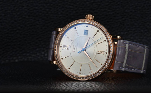 萬國手表時(shí)間總是慢（萬國手表進(jìn)水的原因和處理方法）