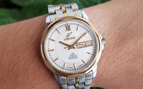 英納格手表保養(yǎng)(英納格手表的洗油保養(yǎng))