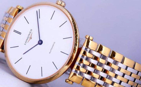 南昌浪琴服務(wù)中心電話（浪琴手表起霧的原因以及解決方法）