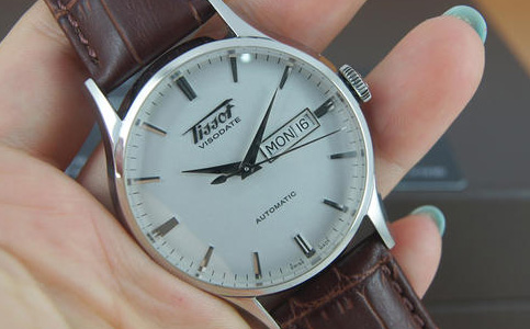 泉州天梭手表保養(yǎng)店在哪里（天梭手表表盤生銹怎么處理）