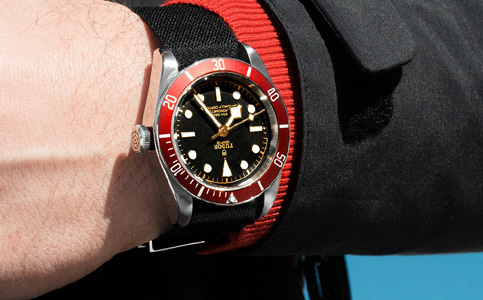 沈陽(yáng)帝舵官方維修中心（帝舵手表進(jìn)水的救援措施以及預(yù)防措施）