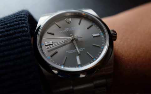 勞力士手表大連售后電話電話號碼（勞力士手表的保養(yǎng)方法）