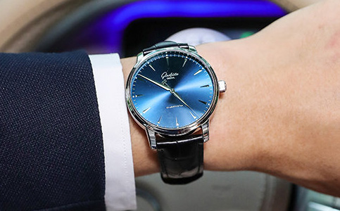 深圳格拉蘇蒂保修服務點（格拉蘇蒂表盤變暗）