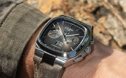 格拉蘇蒂維修服務(wù)中心點(手表走快的原因及解決方法)