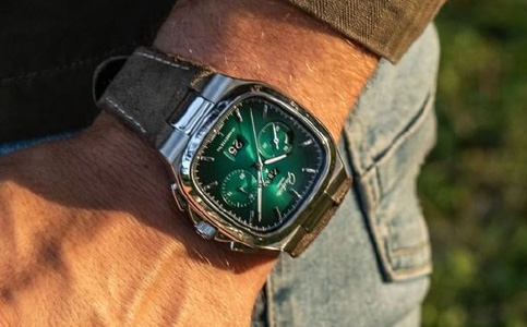 格拉蘇蒂維修多少錢（手表表針脫落的解決方法）