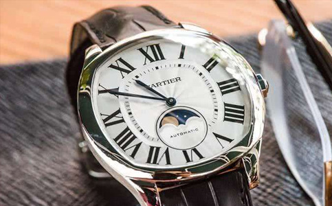 卡地亞手表維修售后（卡地亞手表出現(xiàn)表把斷裂的情況）