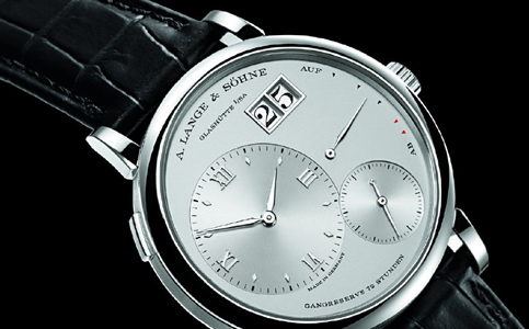 朗格門店地址查詢蘇州店（朗格手表的表蒙起霧了）