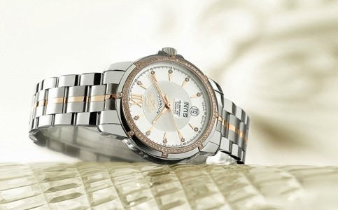 英納格門店地址查詢（預(yù)防英納格手表蒙出現(xiàn)劃痕）