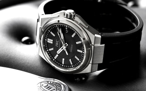 萬國客服熱線（解決萬國手表表針脫落的方法）